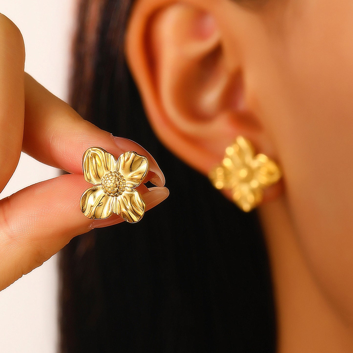 Exaggerated And Personalized C- Ring Flower Texture Earrings